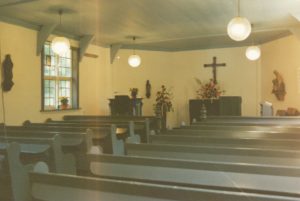 Kapelle, Blick zum Altar, Foto: P. Greve, Jöllenbeck (?), um 1988