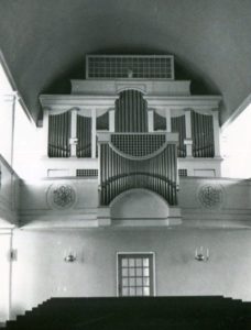 Blick zur Orgel