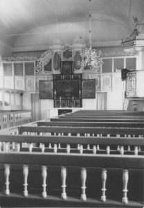 Kirche, Blick zum Altar, Foto: Ernst Witt, Hannover, Juni 1959