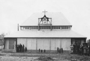 Kapelle, Außenansicht, am 12.02.1952 (?) (Einweihung der Kapelle)