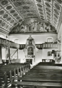 Kirche, Blick zum Altar, 1983