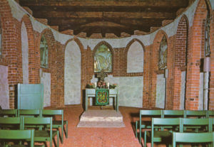 alte Kirche, Blick zum Altar, Ausschnitt aus einer Postkarte, nach 1973