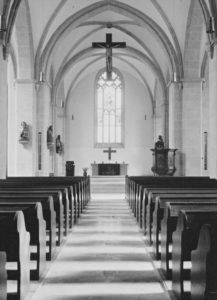 Kirche, Blick zum Altar, Foto: Ernst Witt, Hannover, Oktober 1968