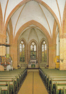 Kirche, Blick zum Altar, Postkarte