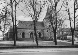 Kirche, Ansicht von Norden, um 1975, Fotograf: H. Engler, Bremerhaven