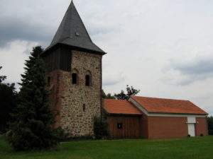 Kirche, Ansicht von Südwesten, Foto: Ernst Günther Behn, Klein Gußborn, 2009/ 2010