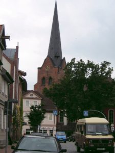 Kirche, Ansicht von Südosten, Foto: Ernst Günther Behn, Klein Gußborn, 2009/ 2010