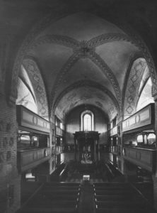 Kirche, Blick zum Altar, vor 1965