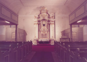 Neue Kirche, Blick zum Altar, 1985