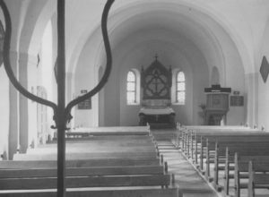 Kirche, Blick zum Altar, Foto: Ernst Witt, Hannover, Mai 1953