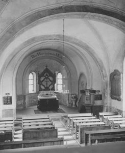 Kirche, Blick zum Altar, Foto: Ernst Witt, Hannover, Juli 1952