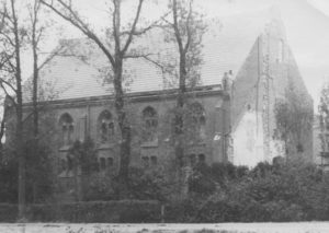 Wiederaufgebaute Kirche, Ansicht von Nordwesten, vor 1955