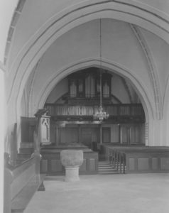 Kirche, Blick zur Orgel, Foto: Ernst Witt, Hannover, Mai 1953