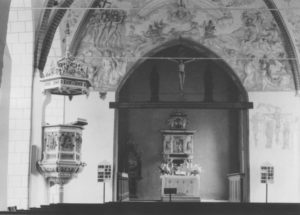 Kirche, Blick zum Altar, nach 1969