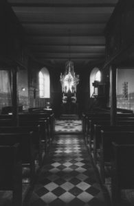 Kirche, Blick zum Altar, 1950