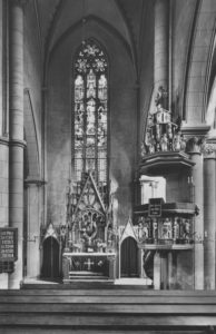 Kirche, Blick zum Altar, vor 1966 (?)