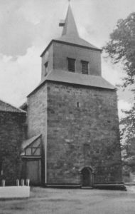 Kirche bzw. Glockenturm, Ansicht von Nordwesten, um 12952