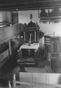 Kirche, Blick zum Altar, um 1948