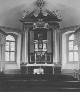 Kirche, Blick zum Altar, Foto: Ernst Witt, Hannover, 1950