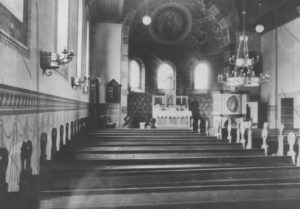Kirche, Blick zum Altar, 1983
