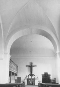 Kirche. Blick zum Altar, nach 1963, Fotograf: P. Greve, Jöllenbeck (?)
