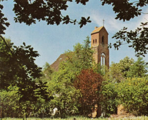 Kirche, Ansicht von Südosten, Postkarte, 1977