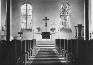 Kirche, Blick zum Altar, nach 1962