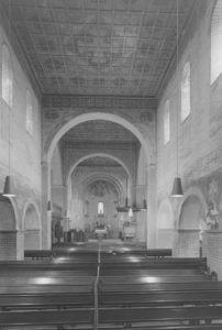 Kirche, Blick zum Altar, vor 1974