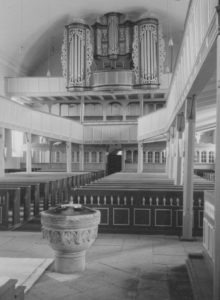 Kirche, Blick zur Orgel, Foto: Ernst Witt, Hannover, Mai 1959