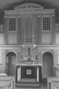 Kirche, Blick zum Altar und zur Orgel, Foto: Ernst Witt, Hannover, August 1950