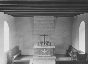 Kirche, Blick zum Altar, Foto: Ernst Witt, Hannover, August 1951