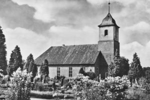 Kirche, Ansicht von Südosten, Postkarte, Foto: R. Dodenhoff, Worpswede, um 1980