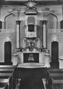 Kirche, Blick zum Altar, Postkarte, Foto: R. Dodenhoff, Worpswede