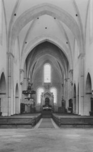 Kirche, Blick zum Altar, vor 1963, bzw. vor 1956