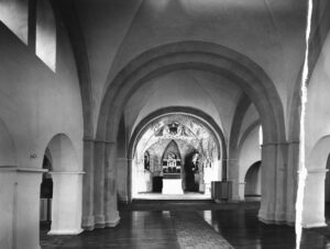 Kirche, Blick zum Altar, um 1960/61
