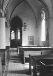 Kirche, südliches Seitenschiff, Blick nach Osten, Foto: Ernst Witt, Hannover, 1963
