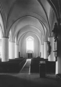 Kirche, Blick nach Westen, Foto: Ernst Witt, Hannover, 1963