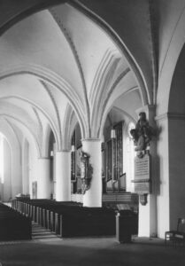 Kirche, Blick nach Westen, Foto: Ernst Witt, Hannover, 1963