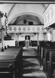 Kirche, Innenansicht, Blick nach Westen, Foto: Ernst Witt, Hannover, nach 1956