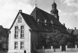 Kirche, Außenansicht, um 1953