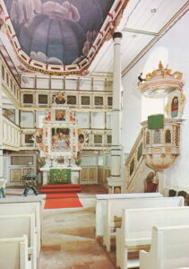 Kirche, Blick zum Altar, nach 1974