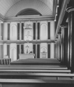 Kirche, Blick zum Altar, Foto: Ernst Witt, Hannover, März 1956