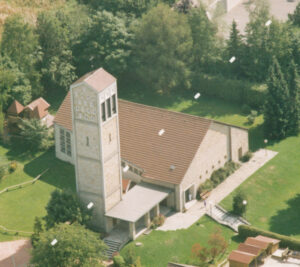 Kirche, Außenansicht, Luftbild