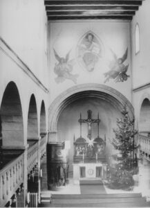Kirche, Blick zum Altar, um 1950