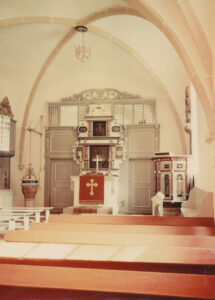 Kirche, Blick zum Altar, Foto: Ernst Witt, Hannover, August 1951