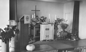 Altartisch und Kanzel, 1955