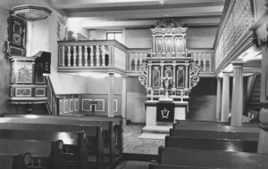 Kirche, Blick zum Altar, nach 1959