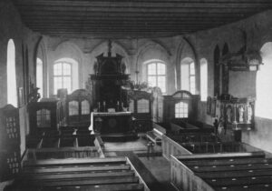 Kirche, Blick zum Altar, vor 1965