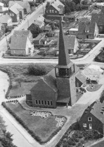 Kirche, Ansicht von Südwesten, Luftbild, 1959