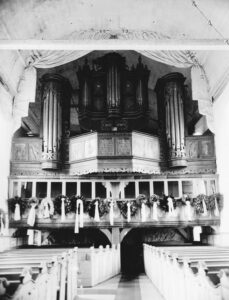 Kirche, Blick zur Orgel, vor 1955